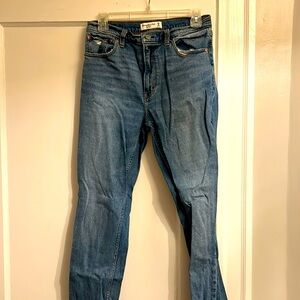 Abercrombie and Fitch jeans the skinny high-rise with slit open bottoms size 29